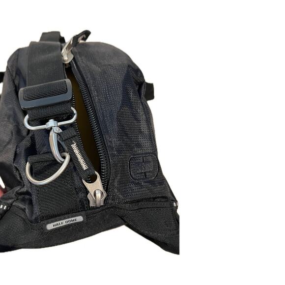 Ogio Half Dome Duffel Bag 16"x8"x8" - Picture 5 of 6
